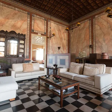 La Notaria Club Villa